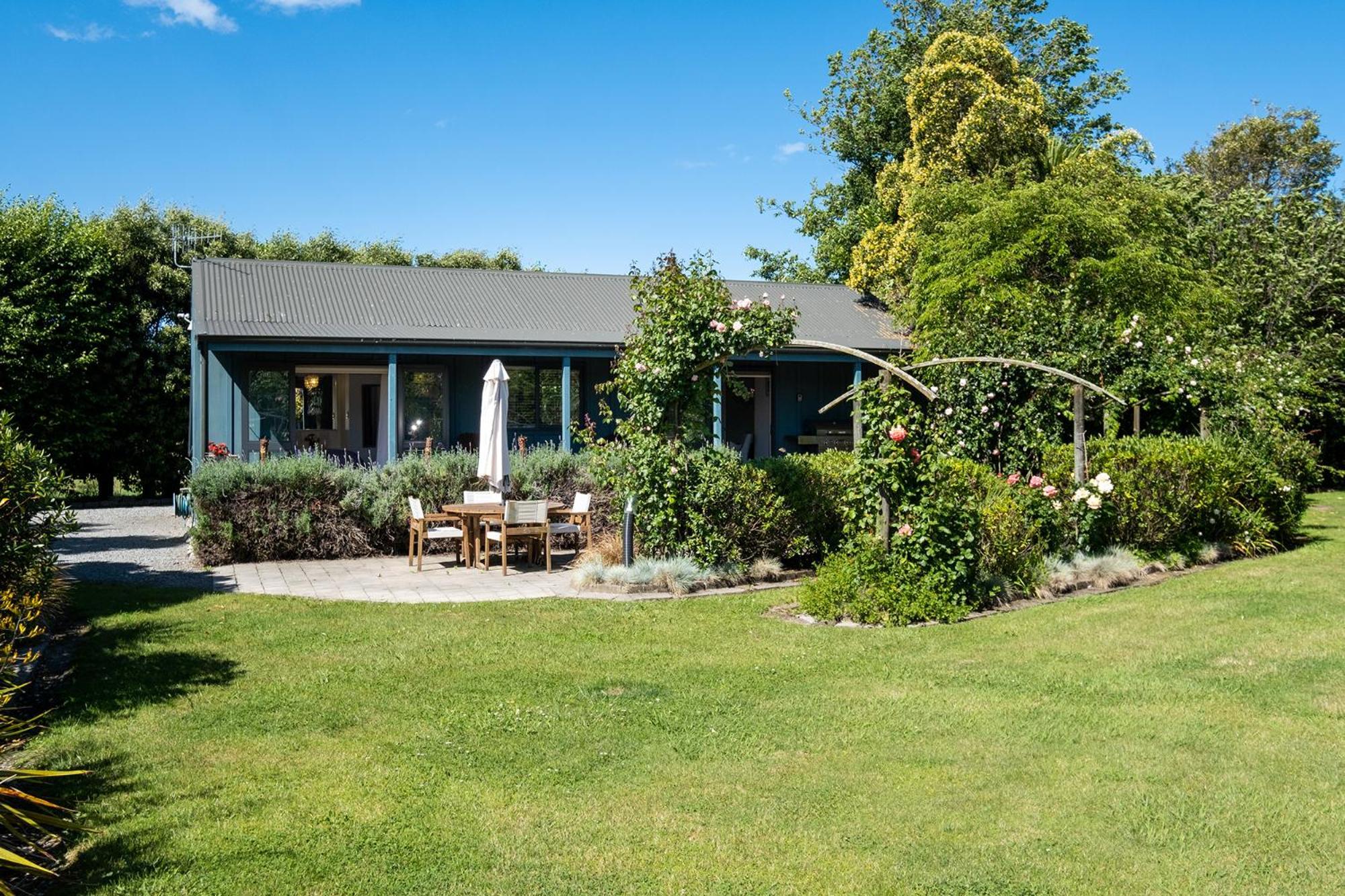 Lawn Cottages Clive Exterior foto